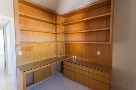Apartamento à venda com 75m², 2 quartos e 1 vagaQuarto 