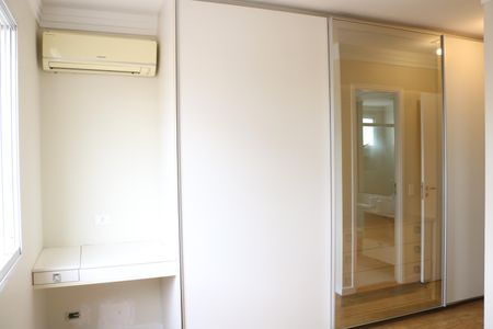 Apartamento à venda com 103m², 2 quartos e 2 vagasSuíte