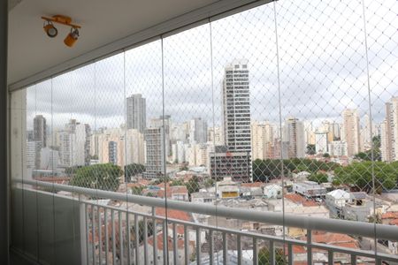 Apartamento à venda com 103m², 2 quartos e 2 vagasVaranda