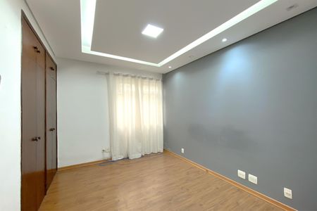 Apartamento à venda com 225m², 4 quartos e 2 vagasQuarto 4