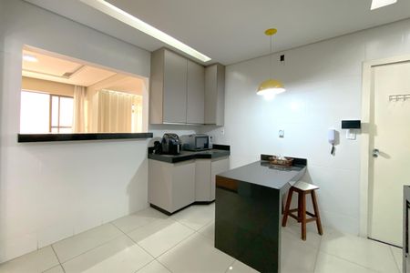 Apartamento à venda com 225m², 4 quartos e 2 vagasCozinha