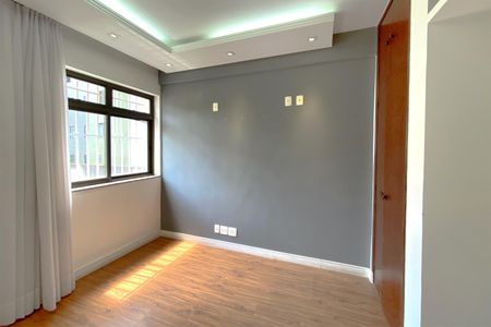 Apartamento à venda com 225m², 4 quartos e 2 vagasQuarto 3