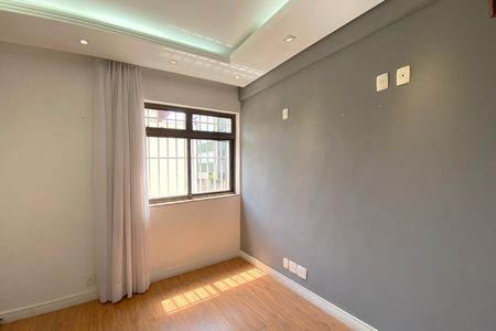 Apartamento à venda com 225m², 4 quartos e 2 vagasQuarto 3