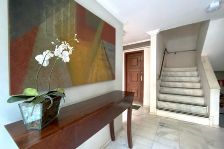 Apartamento à venda com 225m², 4 quartos e 2 vagasÁrea comum - Hall