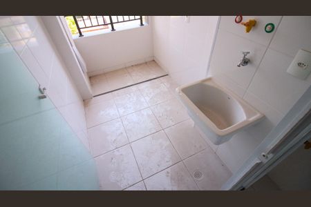 Apartamento à venda com 64m², 2 quartos e 1 vagaÁrea de Serviço