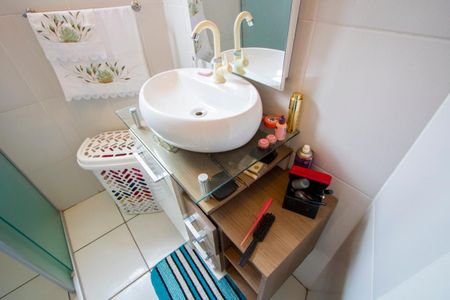 Casa à venda com 150m², 3 quartos e 2 vagasBanheiro da Suíte