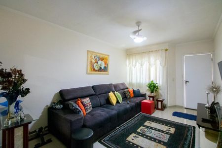 Casa à venda com 150m², 3 quartos e 2 vagasSala