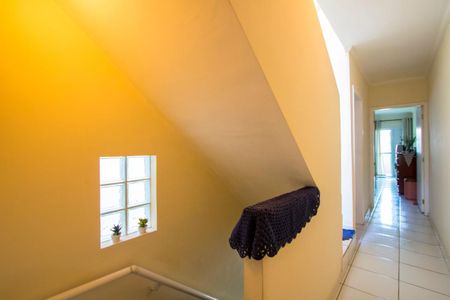 Casa à venda com 150m², 3 quartos e 2 vagasCorredor