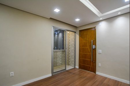 Sala de apartamento para alugar com 2 quartos, 58m² em Jardim Alzira Franco, Santo André