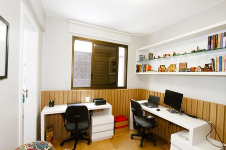 Apartamento à venda com 154m², 3 quartos e 3 vagasSuíte