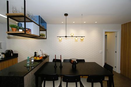 Apartamento à venda com 154m², 3 quartos e 3 vagasCozinha