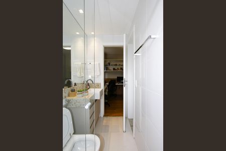 Apartamento à venda com 154m², 3 quartos e 3 vagasBanheiro da Suíte 2