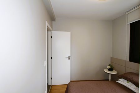 Apartamento à venda com 154m², 3 quartos e 3 vagasSuíte 2