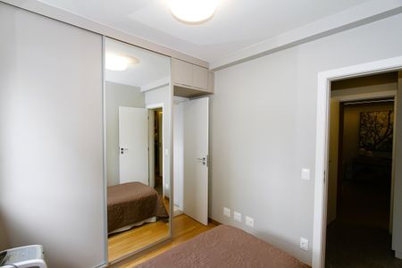 Apartamento à venda com 154m², 3 quartos e 3 vagasSuíte 2