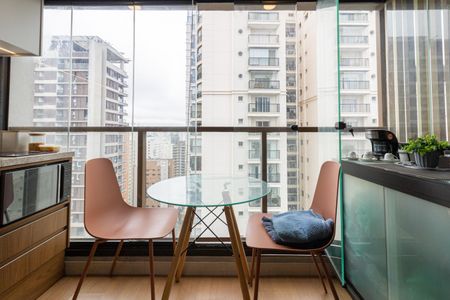 Studio para alugar com 26m², 1 quarto e sem vaga Studio para alugar com 26m², 1 quarto e sem vagaCozinha