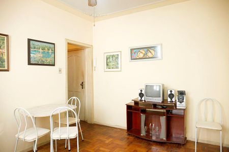 Sala de apartamento à venda com 1 quarto, 46m² em Azenha, Porto Alegre