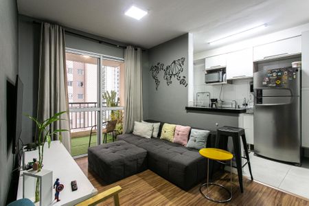 Apartamento à venda com 68m², 2 quartos e 1 vaga Apartamento à venda com 68m², 2 quartos e 1 vagaSala