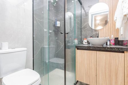 Banheiro de kitnet/studio à venda com 1 quarto, 34m² em Vila Nair, São Paulo
