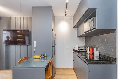 Cozinha de kitnet/studio à venda com 1 quarto, 34m² em Vila Nair, São Paulo