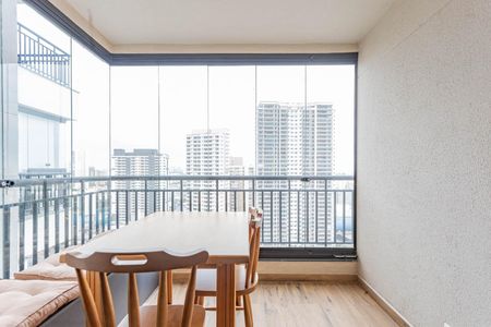 Varanda de kitnet/studio à venda com 1 quarto, 34m² em Vila Nair, São Paulo