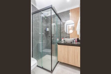 Banheiro de kitnet/studio à venda com 1 quarto, 34m² em Vila Nair, São Paulo