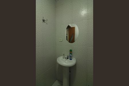 Casa à venda com 382m², 3 quartos e 6 vagasBanheiro de serviço