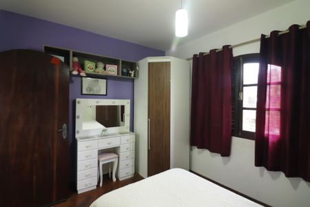 Casa à venda com 382m², 3 quartos e 6 vagasSuíte 2