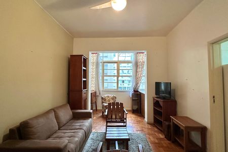Sala de apartamento para alugar com 2 quartos, 64m² em Leme, Rio de Janeiro