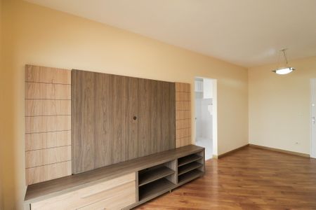 Sala de apartamento à venda com 2 quartos, 68m² em Chora Menino, São Paulo