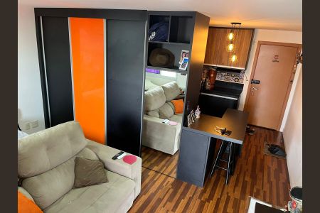 Apartamento à venda com 35m², 1 quarto e 1 vagaSala/Quarto