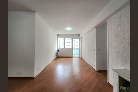 Apartamento para alugar com 70m², 2 quartos e 1 vagaSala
