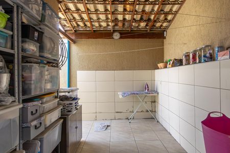 Casa à venda com 157m², 3 quartos e 3 vagas Casa à venda com 157m², 3 quartos e 3 vagasÁrea de Serviço