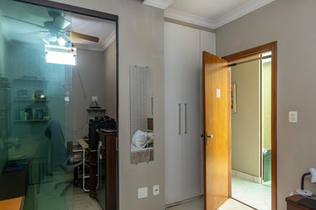 Casa à venda com 157m², 3 quartos e 3 vagas Casa à venda com 157m², 3 quartos e 3 vagasQuarto 1