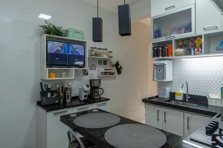 Casa à venda com 157m², 3 quartos e 3 vagas Casa à venda com 157m², 3 quartos e 3 vagasCozinha