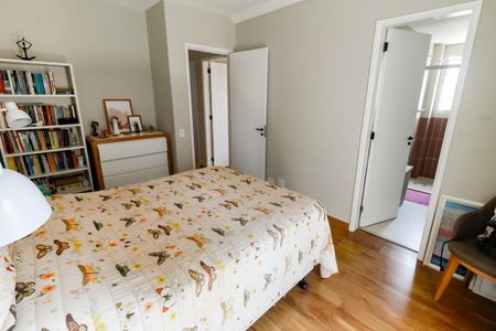 Apartamento à venda com 107m², 3 quartos e 2 vagas Apartamento à venda com 107m², 3 quartos e 2 vagasSuíte
