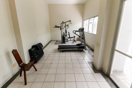 Apartamento à venda com 107m², 3 quartos e 2 vagas Apartamento à venda com 107m², 3 quartos e 2 vagasÁrea comum - Academia