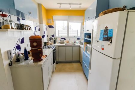 Apartamento à venda com 107m², 3 quartos e 2 vagas Apartamento à venda com 107m², 3 quartos e 2 vagasCozinha