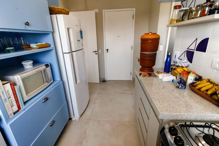 Apartamento à venda com 107m², 3 quartos e 2 vagas Apartamento à venda com 107m², 3 quartos e 2 vagasCozinha