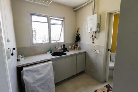 Apartamento à venda com 107m², 3 quartos e 2 vagas Apartamento à venda com 107m², 3 quartos e 2 vagasÁrea de Serviço
