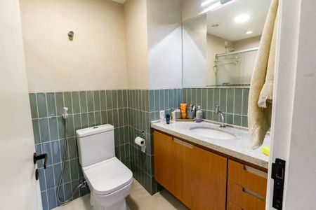 Apartamento à venda com 107m², 3 quartos e 2 vagas Apartamento à venda com 107m², 3 quartos e 2 vagasBanheiro Social