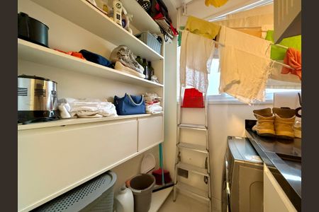 Apartamento à venda com 84m², 2 quartos e 2 vagas Apartamento à venda com 84m², 2 quartos e 2 vagasÁrea de Serviço