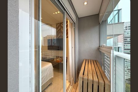 Apartamento à venda com 84m², 2 quartos e 2 vagas Apartamento à venda com 84m², 2 quartos e 2 vagasSacada Suíte