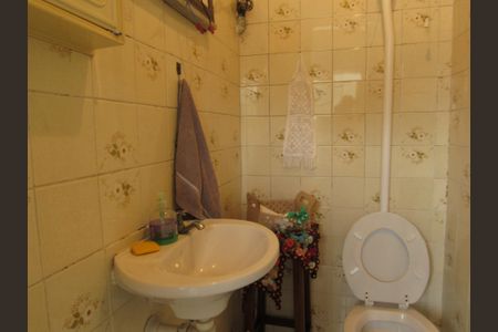 Casa à venda com 245m², 4 quartos e 3 vagasBanheiro de Serviço