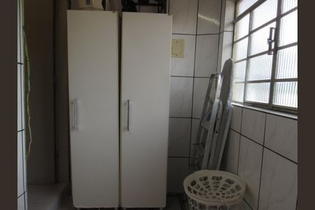 Casa à venda com 245m², 4 quartos e 3 vagasÁrea de Serviço