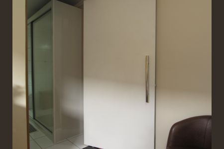 Casa à venda com 245m², 4 quartos e 3 vagasBanheiro da Suíte 1