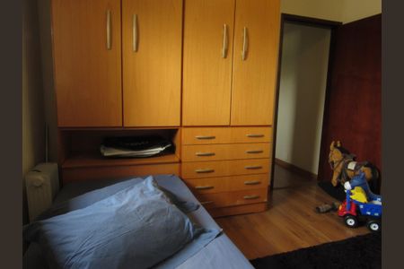 Casa à venda com 245m², 4 quartos e 3 vagasQuarto 3