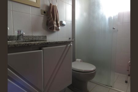 Casa à venda com 245m², 4 quartos e 3 vagasBanheiro Social