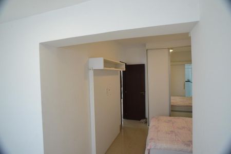 Casa de condomínio à venda com 675m², 4 quartos e 4 vagas Casa de condomínio à venda com 675m², 4 quartos e 4 vagasSuíte 1