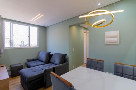 Sala de apartamento para alugar com 2 quartos, 35m² em Vila Galvão, Guarulhos