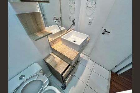 Apartamento à venda com 60m², 2 quartos e 1 vaga Apartamento à venda com 60m², 2 quartos e 1 vagaBanheiro da Suíte